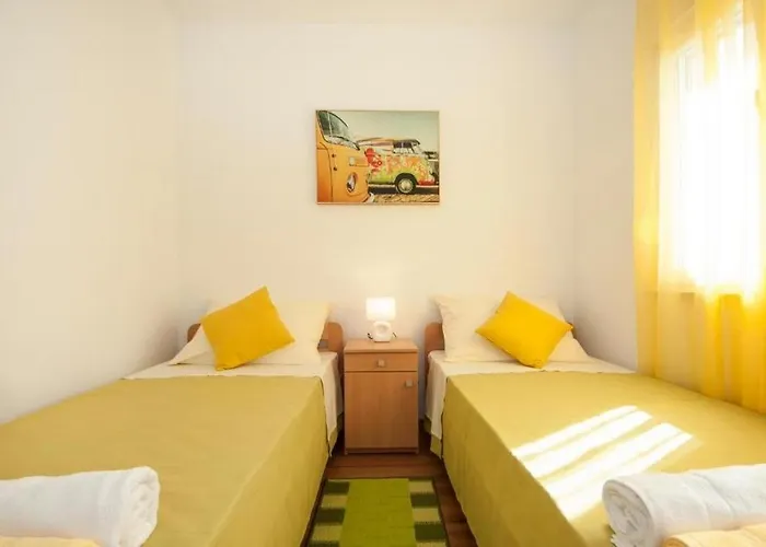 Apartmán Family-friendly With Swimming Pool Kastel Luksic, - 20582 Kaštela